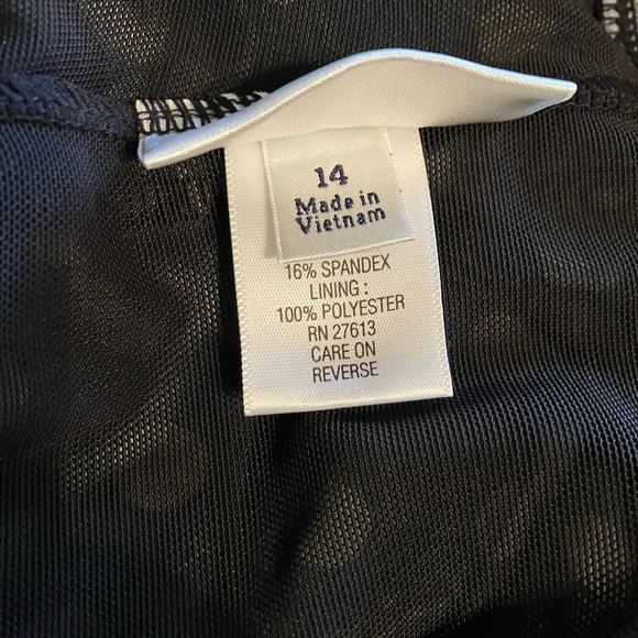 Croft & Barrow Polka Dot Swim Dress - Picture 3 of 12